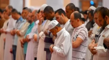 موعد الظهر.. تعرف على توقيت الصلاة ليوم الاثنين 8 ديسمبر 2025 مع أبرز التوقيتات اليومية الأخرى